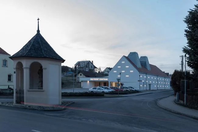 BIM Architecture | Píšť Town Information and Culture Center, Czech Republic/Knesl Kyncl Architects