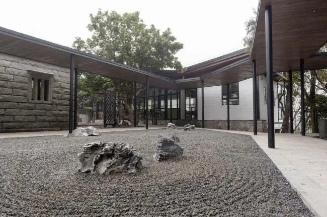 BIM Architecture | Maolin Qingquan, Burning Spray Nose Drinking Tea: Tea Words Not Elegant House/Hehe Design Studio