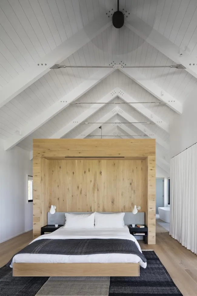 BIM Architecture | Donghu Home, a pure white home with frozen lake scenery/Robert Young Architects