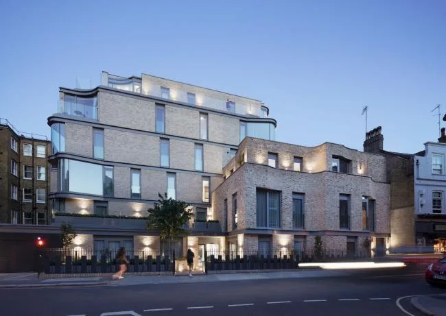 BIM Architecture | IV Castle Lane Apartment, Curved Corner Softening City Standard/DROO