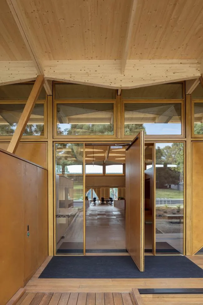 BIM Architecture | Transparent and Open, eagerly awaiting, leading innovation: Macquarie Year's Eve School Entrepreneurship Incubation Center/Architectus