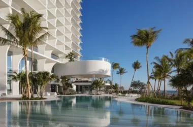 BIM Architecture: Dance Square Grid in Miami’s Sunshine Beach – Pure White Room by Tyta Jade Signature & Herzog & de Meuron-BIM WORLD