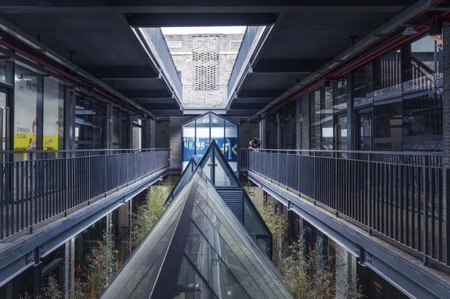 BIM Architecture | Xiguan Old Town Enning Road Yongqingfang Street Reform/Vertical Beam Society Architectural Design