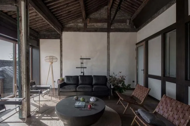 BIM Architecture | Confidential Tavern in Old Beijing Hutongs: Courtyard Reform/IELTS Rui Design Seminar Room