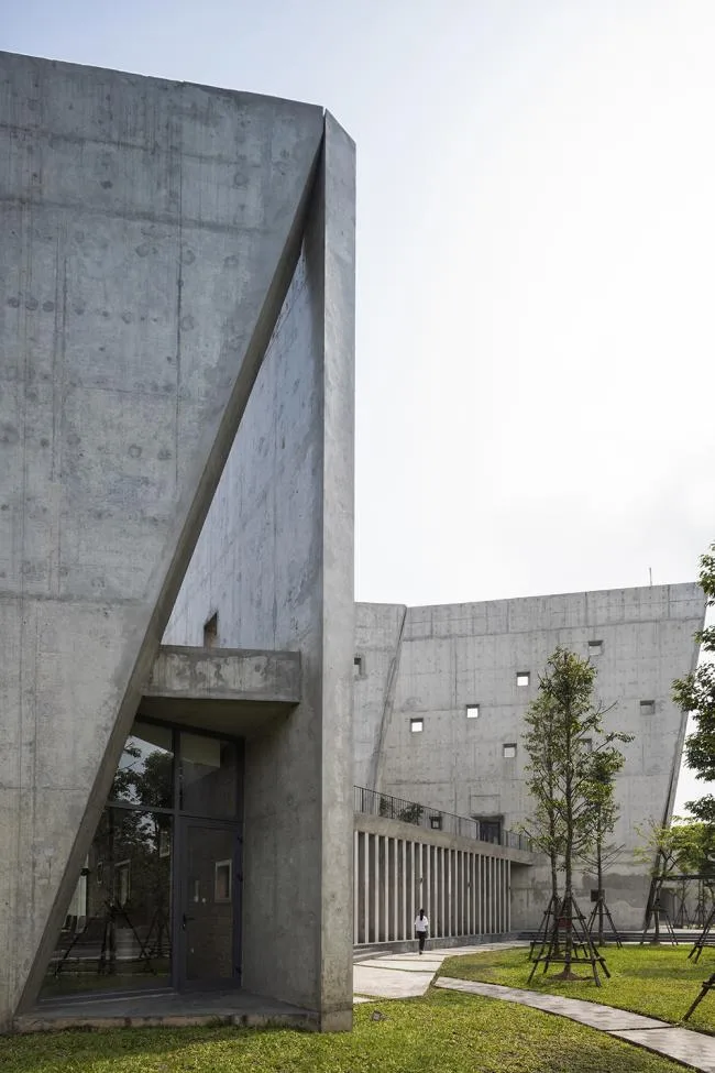 BIM Architecture | Scattered Light and Shadow, with Proper Opening and Closing: Viettel External Studio/Wu Zhongyi Architectural Firm