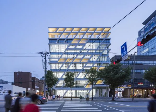 BIM Architecture | Integrating the Energy of "Change and Innovation": Midong Electronics and Telecommunications Headquarters Office Building/Yunshengtong Architectural Firm