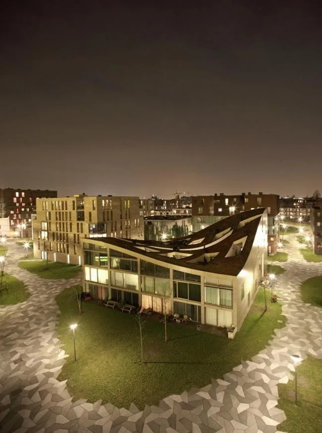 BIM Architecture | Like a Flag Dancing with the Wind: Dutch Hidden Delights Apartments/NL Architects