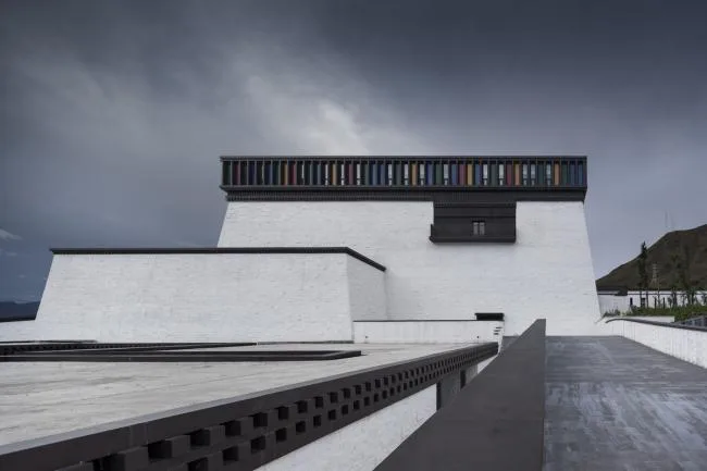 BIM Architecture | Dialogue Across Thousands of Years and Time: * * * Intangible Cultural Heritage Museum/Shenzhen Huahui Design