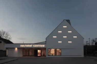 BIM Architecture: Píšť Town Information and Culture Center in the Czech Republic by Knesl Kyncl Architects-BIM WORLD