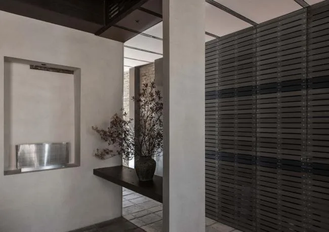 BIM Architecture | Confidential Tavern in Old Beijing Hutongs: Courtyard Reform/IELTS Rui Design Seminar Room