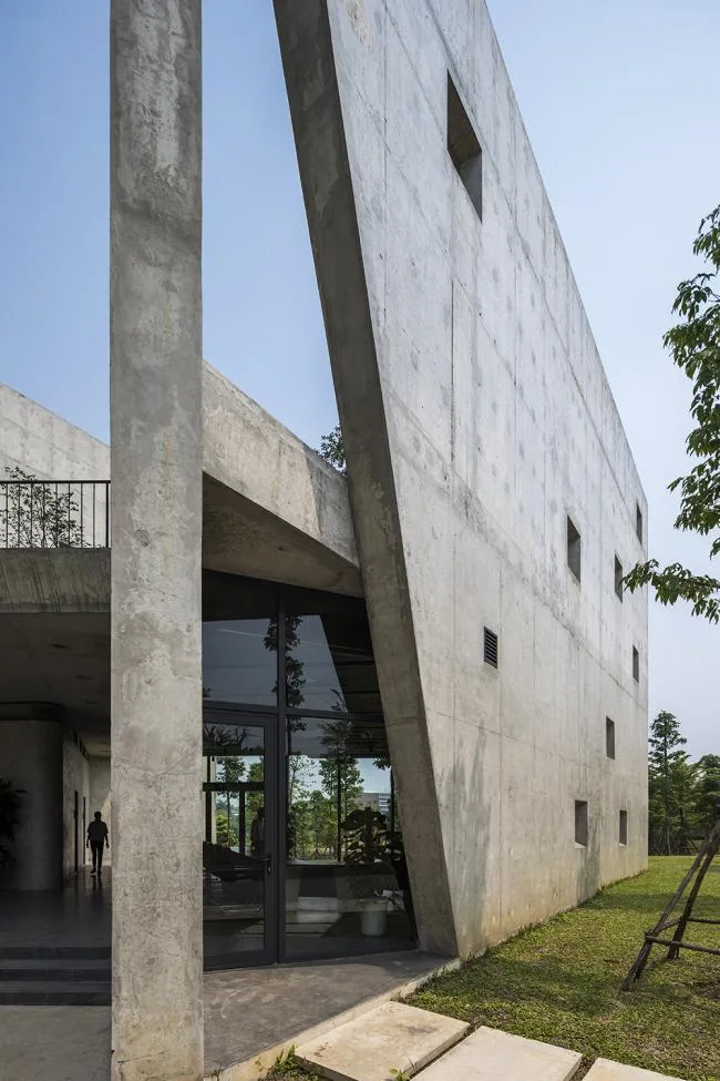 BIM Architecture | Scattered Light and Shadow, with Proper Opening and Closing: Viettel External Studio/Wu Zhongyi Architectural Firm