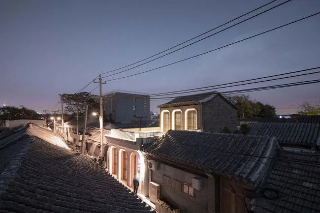 BIM Architecture | Confidential Tavern in Old Beijing Hutongs: Courtyard Reform/IELTS Rui Design Seminar Room