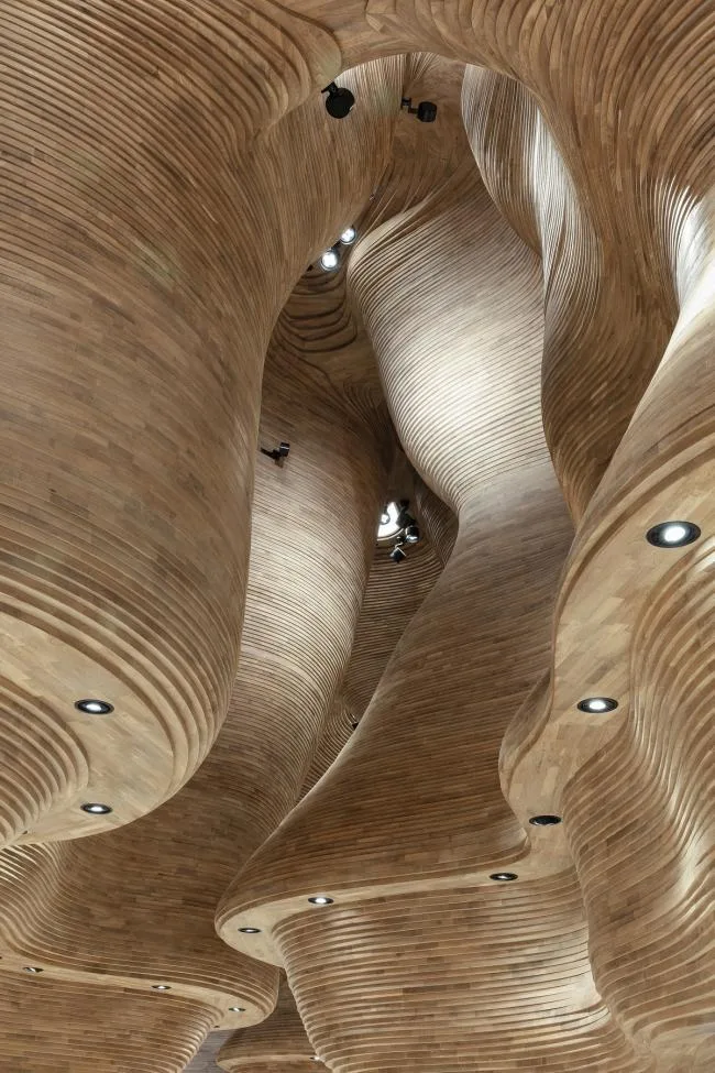 BIM Architecture | Clouds and Waves, Like Primitive Caves Penetrating Light: Qatar National Museum Shop/Koichi Takada Architectural Firm