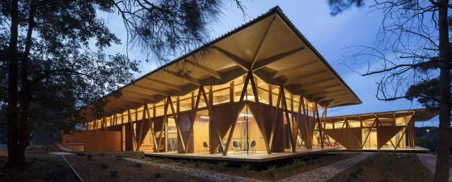 BIM Architecture | Transparent and Open, eagerly awaiting, leading innovation: Macquarie Year's Eve School Entrepreneurship Incubation Center/Architectus