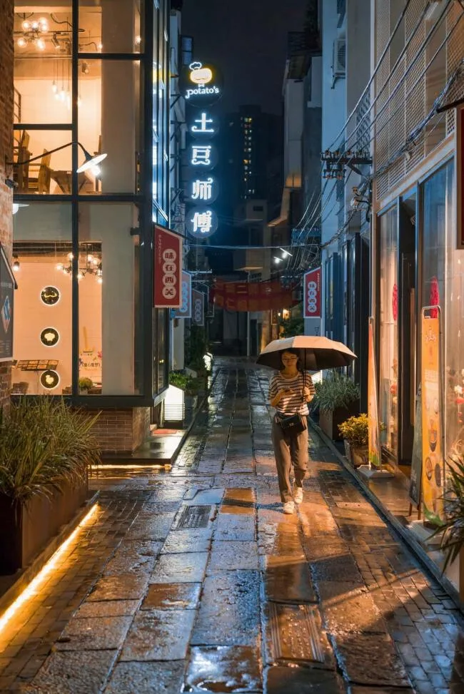BIM Architecture | Xiguan Old Town Enning Road Yongqingfang Street Reform/Vertical Beam Society Architectural Design