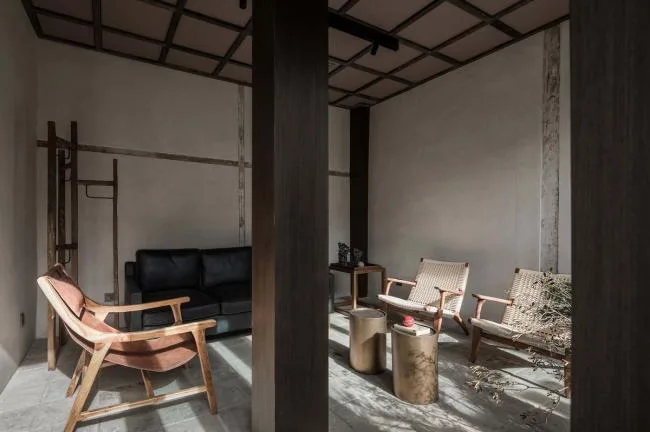 BIM Architecture | Confidential Tavern in Old Beijing Hutongs: Courtyard Reform/IELTS Rui Design Seminar Room