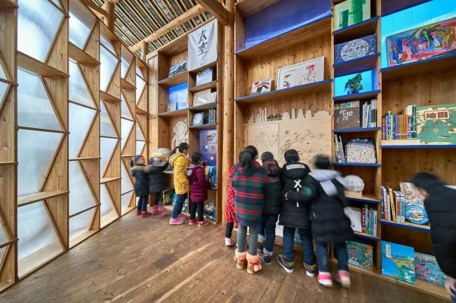 BIM architecture | Black tiles integrated into traditional villages: Gaobu Bookstore/Pengbi Port Chinese Year and Night School of Architecture Condition Lab