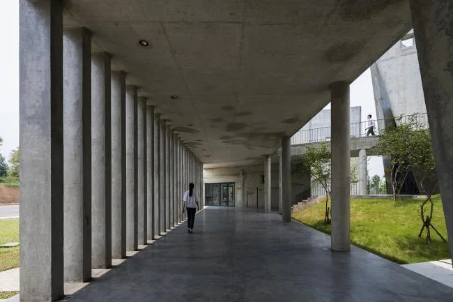 BIM Architecture | Scattered Light and Shadow, with Proper Opening and Closing: Viettel External Studio/Wu Zhongyi Architectural Firm