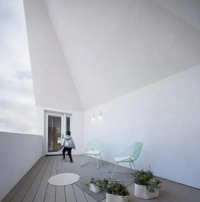 BIM architecture | Roof * * * cutting, restoring the classic modern pure white room/MALL