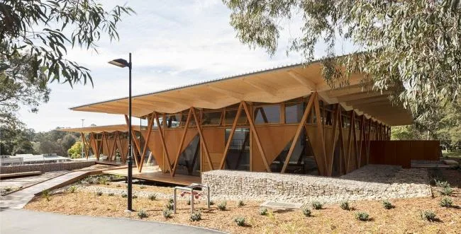 BIM Architecture | Transparent and Open, eagerly awaiting, leading innovation: Macquarie Year's Eve School Entrepreneurship Incubation Center/Architectus