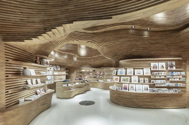 BIM Architecture | Clouds and Waves, Like Primitive Caves Penetrating Light: Qatar National Museum Shop/Koichi Takada Architectural Firm