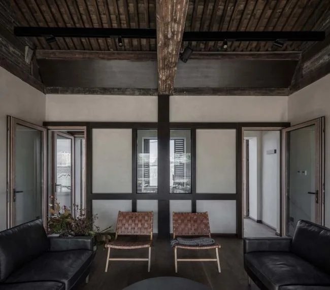 BIM Architecture | Confidential Tavern in Old Beijing Hutongs: Courtyard Reform/IELTS Rui Design Seminar Room