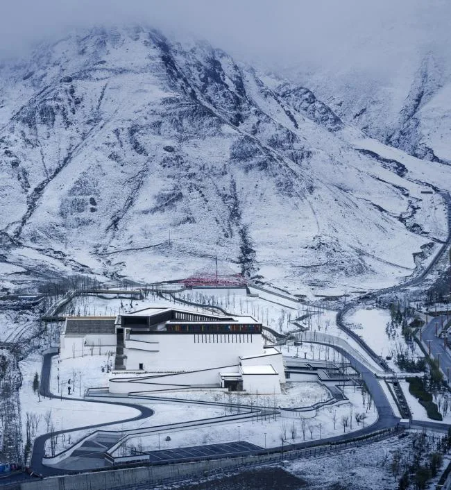 BIM Architecture | Dialogue Across Thousands of Years and Time: * * * Intangible Cultural Heritage Museum/Shenzhen Huahui Design