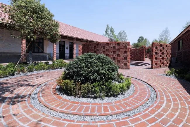 BIM Architecture | Rhythmic Brick Red Garden: Rizhao 1971 Study Camp Old School Reform/DK Architectural Design