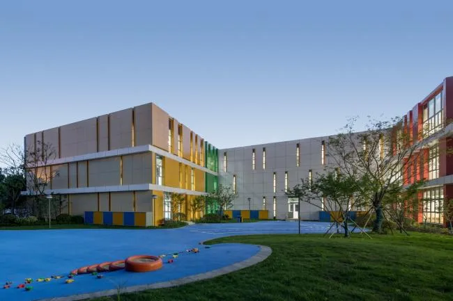 BIM Architecture | Wujun Kindergarten in the Taihu Lake New Town, Suzhou, Jiangsu/Qifa Design Group Co., Ltd