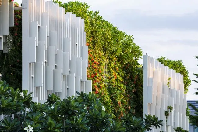 BIM Architecture | The Light and Shadow Space Pouring Down from Qianxun Jungle Waterfall: Naman Hot Spring Club/MIA Design Studio