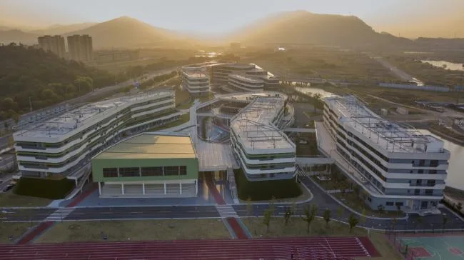 BIM Architecture | The 'White Egret' in front of Xisai Mountain: Shanghai Jiao Tong New Year Education Group (Huzhou) Paddington Bilingual School/Conceptual Design
