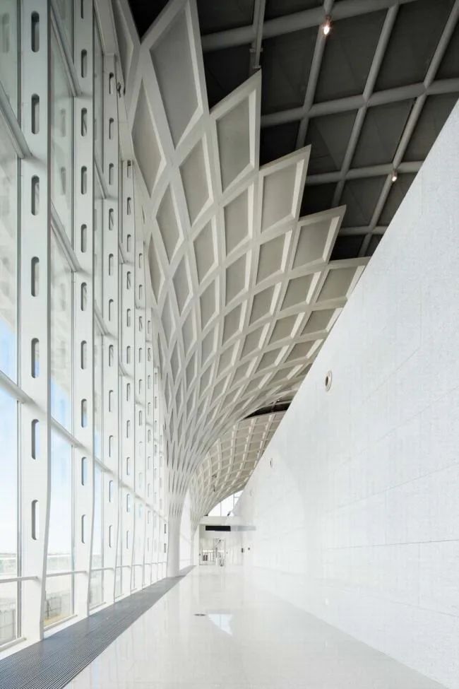 BIM Architecture | Continuous Waves Rising from Golden Birch Forest: Hulunbuir Hailar Airport Expansion Project/China Architecture Design Institute Joint Architectural Design Seminar U10