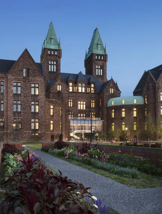 BIM Architecture | Tribute to Classics - Historical Traces of Time Weathering: Henry Hotel/Deborah Berke Partners