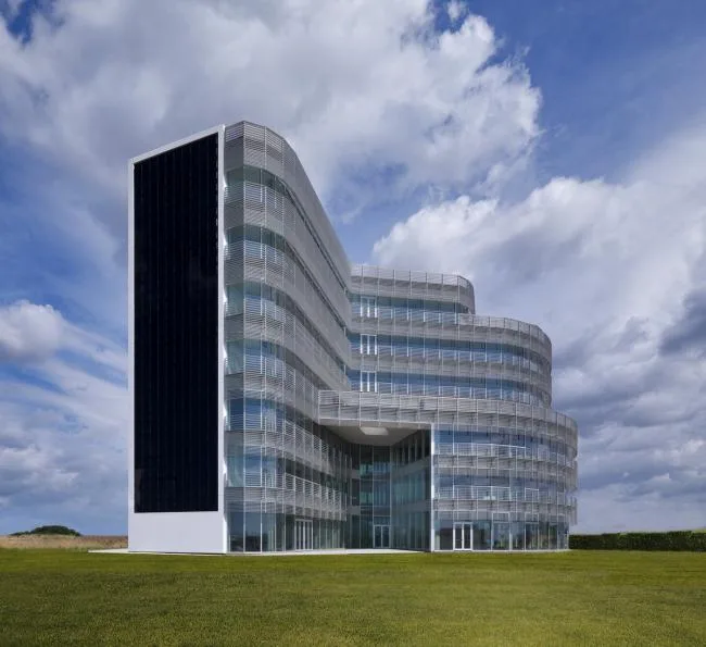 BIM Architecture | Grand Sculpture Under Blue and White Sun Screen: Forti Holding Spa Headquarters and Office Building in Italy/ATIproject