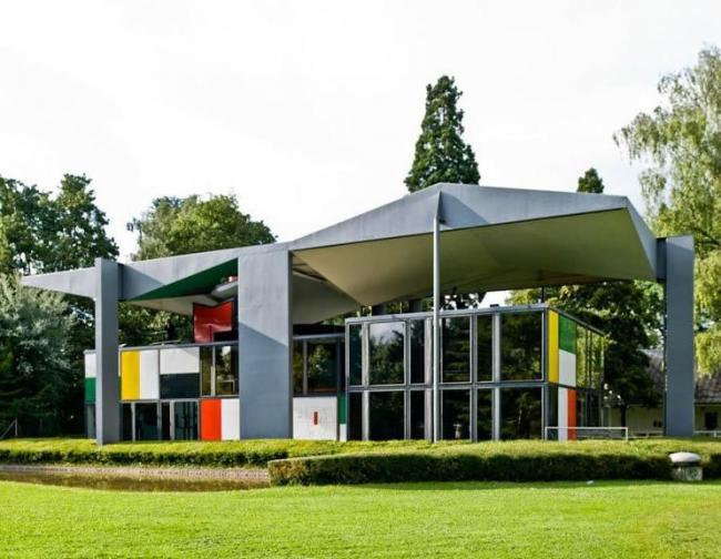 Modern Solo Villa SketchUp Model Inspired by Corbusier