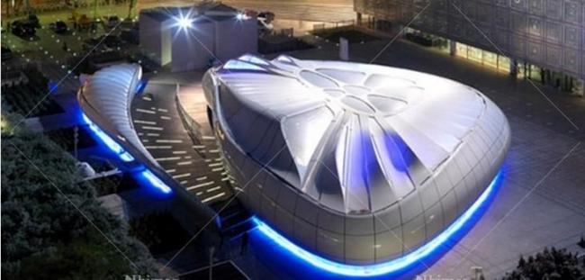 SketchUp Cultural Model: Multi-Story Exhibition Hall Inspired by Zaha Hadid and Chanel in Modern Style