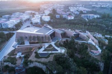 BIM Architecture: Designing the Tourist Center with Scattered “Folding Fans” on the Yellow Floor in Zhengzhou Jianye Football Town-BIM WORLD
