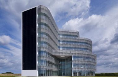 BIM Architecture: Forti Holding Spa Headquarters and Office Building in Italy Featuring Grand Sculpture Under Blue and White Sunshade by ATIproject-BIM WORLD