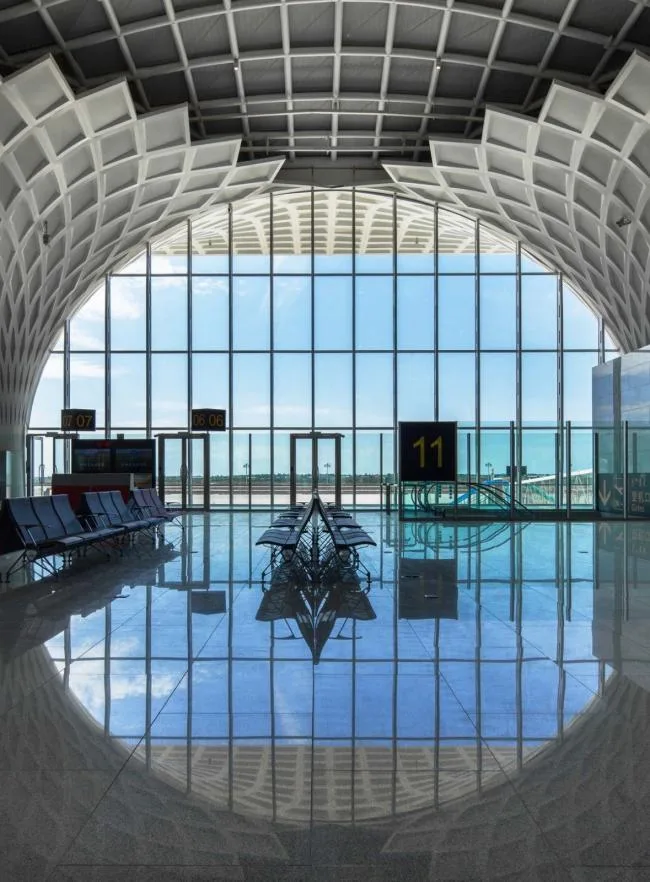 BIM Architecture | Continuous Waves Rising from Golden Birch Forest: Hulunbuir Hailar Airport Expansion Project/China Architecture Design Institute Joint Architectural Design Seminar U10
