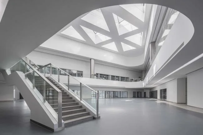 BIM Architecture | The sky is high and the sea is wide, like white waves churning on the sea: Rudong Sports Center/Tongji New Year's Eve Architectural Design and Research Institute