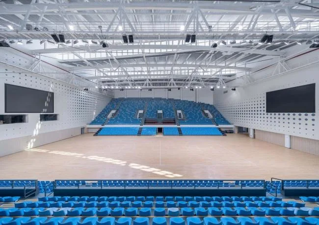 BIM Architecture | The sky is high and the sea is wide, like white waves churning on the sea: Rudong Sports Center/Tongji New Year's Eve Architectural Design and Research Institute