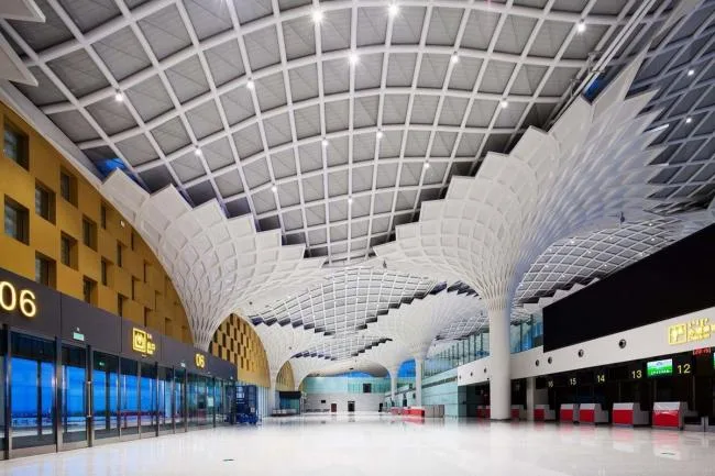 BIM Architecture | Continuous Waves Rising from Golden Birch Forest: Hulunbuir Hailar Airport Expansion Project/China Architecture Design Institute Joint Architectural Design Seminar U10