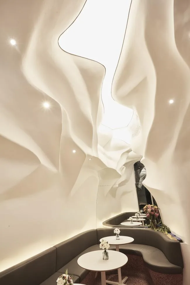 BIM Architecture | Solidified Seawater and Swimming Coral - Blufish Yingke Store/SODA Architects