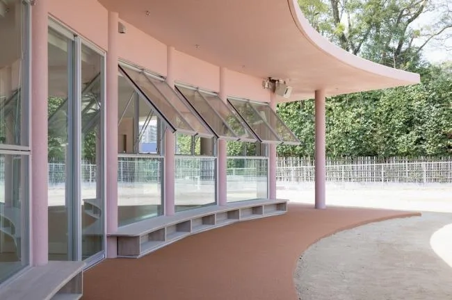 BIM architecture | Mountain shaped surround, active river: Subaru Kindergarten/RFA+CFA in Japan