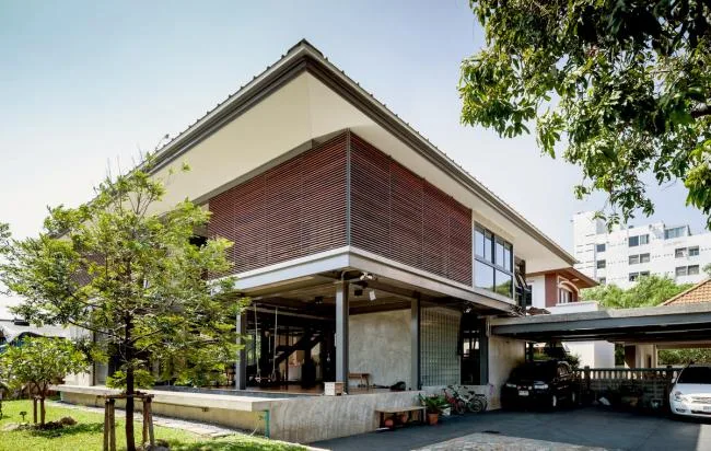 BIM Architecture | Thailand Room 713: Half Residential, Half Unelegant Scenery/Junsekino Architect and Design