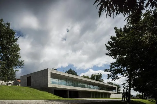 BIM Architecture | Pure and Primitive - Spaceworkers in Samba, Portugal