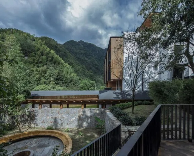 BIM Architecture | Revisiting Mountains and Rivers - Lin'an Yuleshan Housing Reform Design/Jiushe Construction Studio