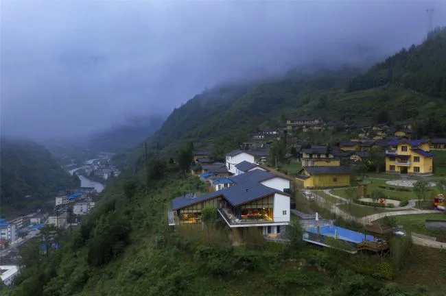 BIM architecture | Adjacent to the canyon, integrated into the settlement: Heizhugou Zen Inn Boutique Hotel Reception Center/Research Building Architectural Design