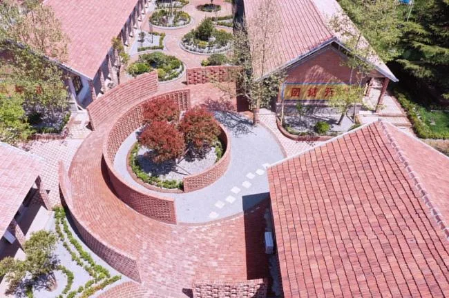 BIM Architecture | Rhythmic Brick Red Garden: Rizhao 1971 Study Camp Old School Reform/DK Architectural Design