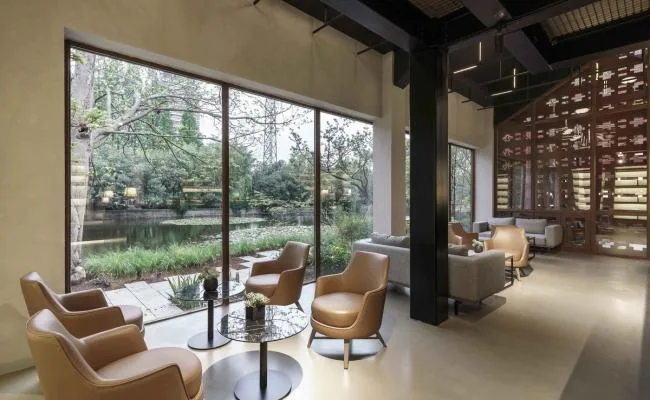 BIM Architecture | Between Memory and Hope: East China Normal University's New Year's Eve Study at the Riva Riverside Bookstore Renovation/Shanghai Riqing Architectural Design